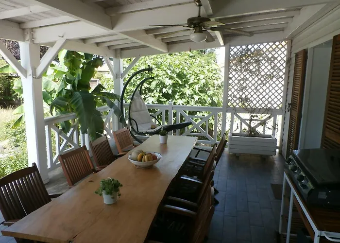 Coloniale Mortagne-sur-Sevre